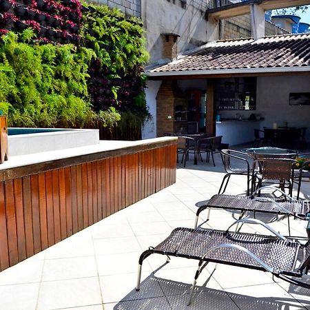 Hotel Bertell Inn Penedo  Buitenkant foto