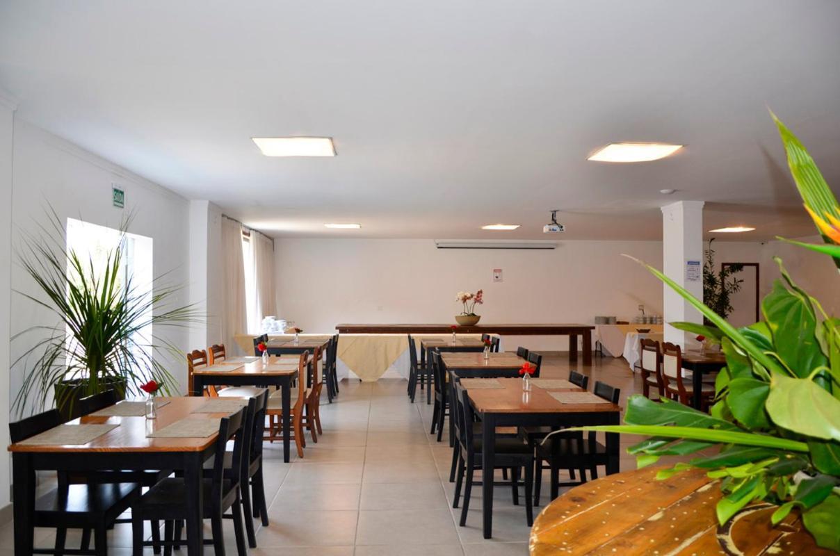 Hotel Bertell Inn Penedo  Buitenkant foto